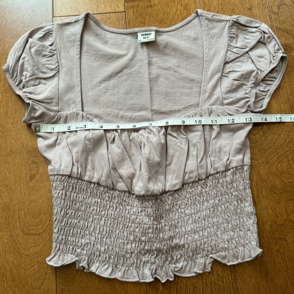 Aritzia Sunday Best short sleeve top in lavendar, size xs - Picture 4 of 6